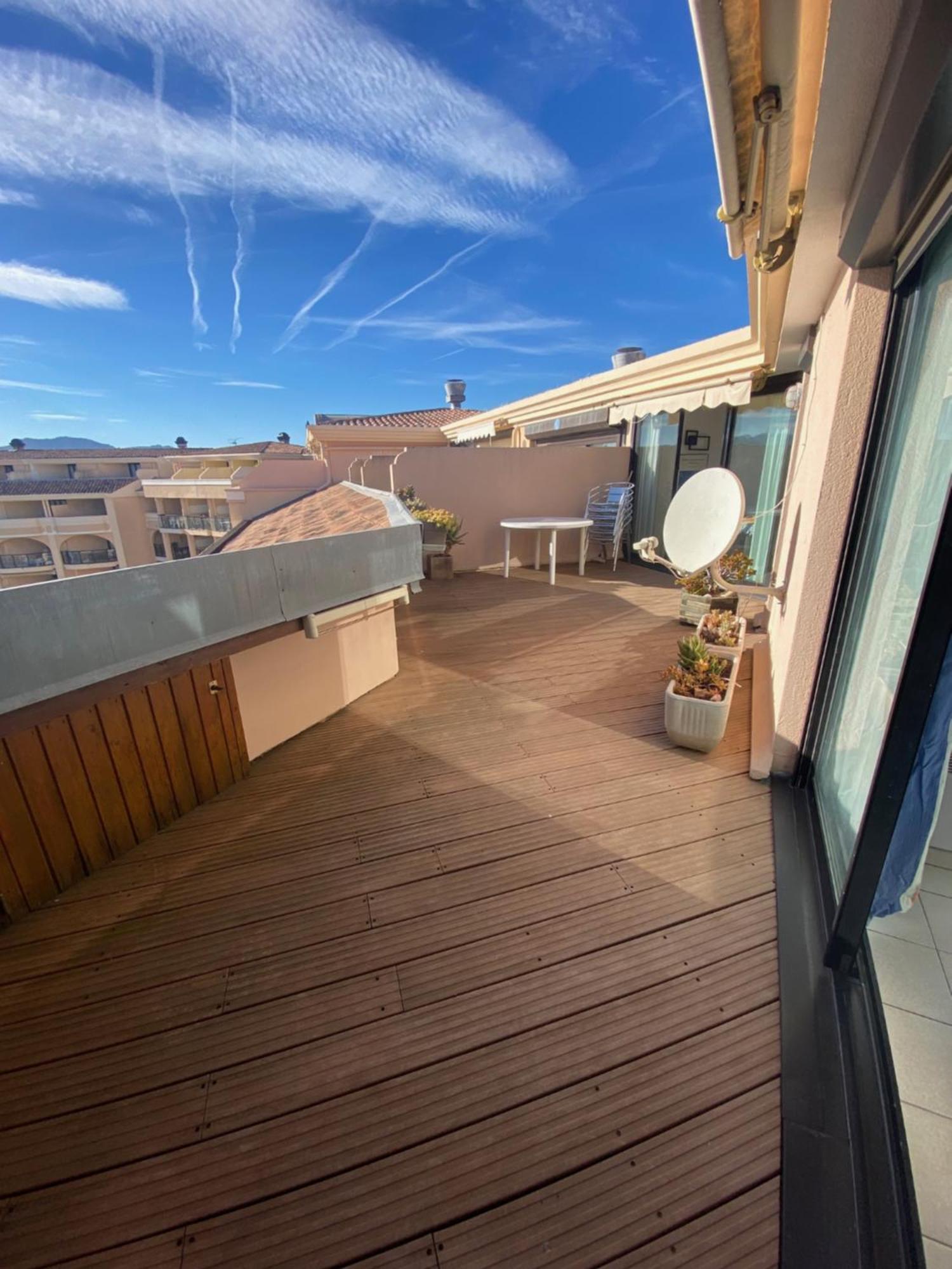 Apartament La Perla Del Mare Cannes Zewnętrze zdjęcie